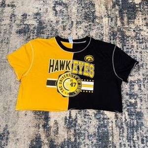 Hawkeyes Women's Two-Tone Crop Top - Black and Yellow